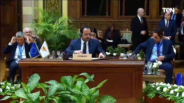 السيسي: السنوات الماضية أثبتت أن آلية التعاون الثلاثي تستهدف تعزيز التعاون والاستقرار في المنطقة