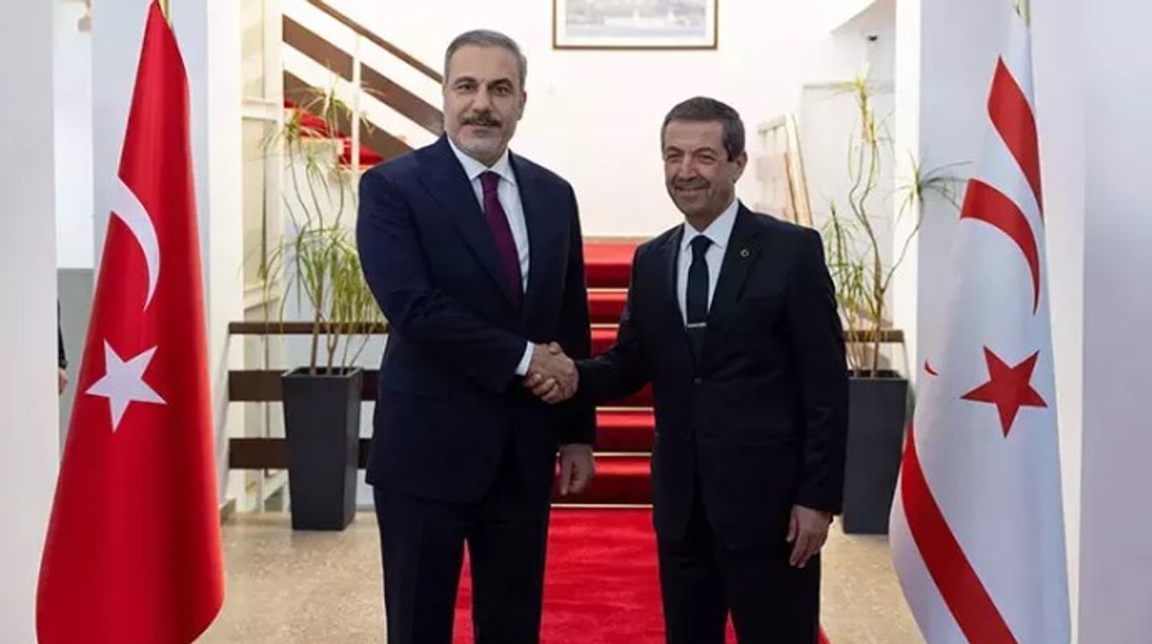 Dışişleri Bakanı Hakan Fidan, KKTC’de mevkidaşı Ertuğruloğlu ile görüştü