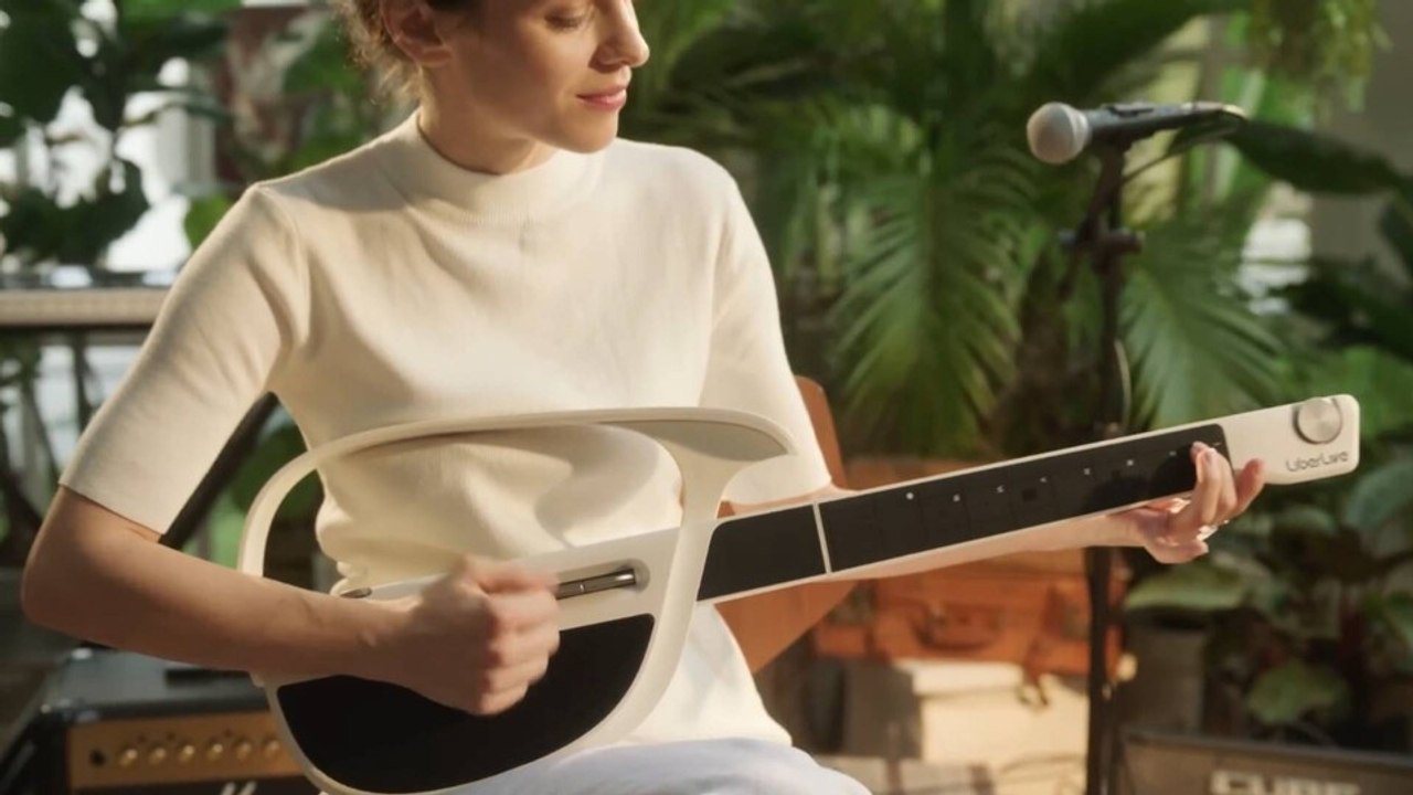 Gitarrelernen leicht gemacht: Die LiberLive C1 schlägt die Brücke zwischen Controller und Instrument