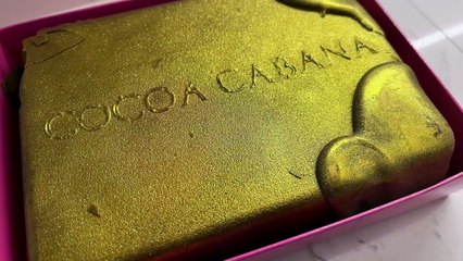 Dubai chocolate - what is it and what does it taste like?