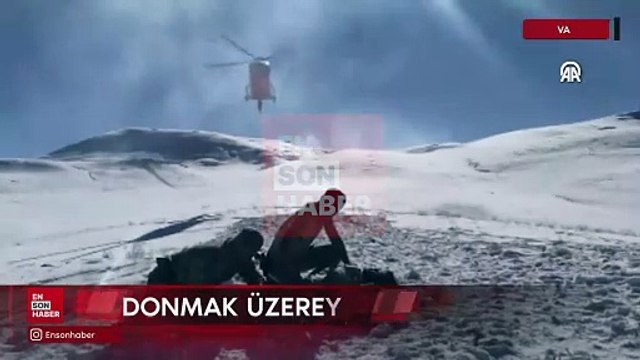 Van'da kaçakçıların arazide terk ettiği düzensiz göçmeni jandarma kurtardı