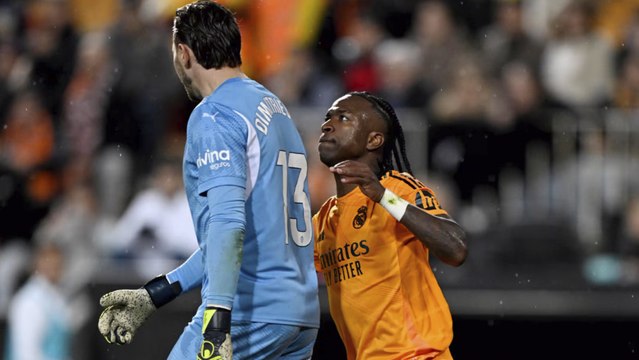 Carlo Ancelotti se pronuncia sobre la sanción de dos partidos a Vinícius tras su expulsión en Mestalla
