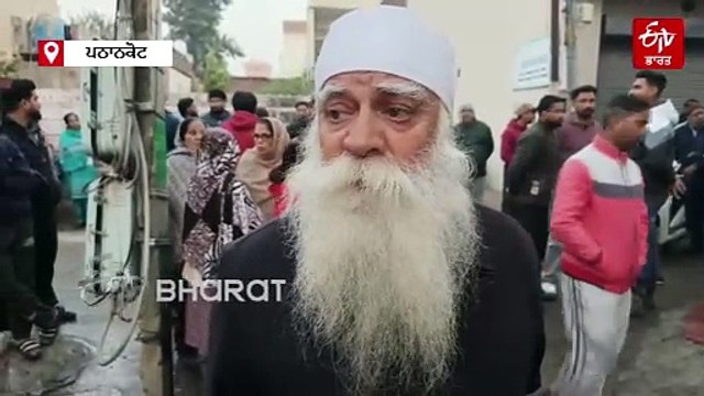 ਦੋ ਮੰਜ਼ਿਲਾ ਘਰ 'ਚ ਲੱਗੀ ਅੱਗ, ਲੋਕਾਂ ਨੇ ਭੱਜ ਕੇ ਬਚਾਈ ਜਾਨ