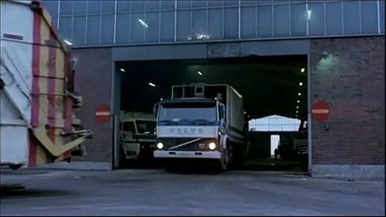 Sombras en el paraíso | movie | 1986 | Official Clip