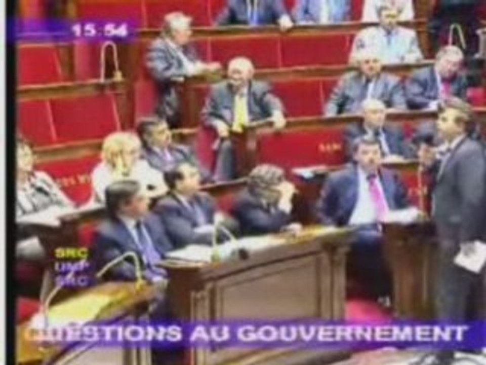 Pouvoir d'achat - Montebourg questionne le paquet fiscal