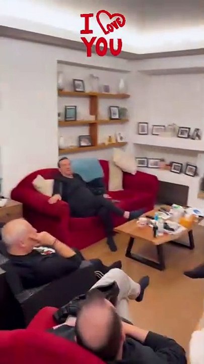 Μάριος Καπότσης: Το βίντεο μέσα από το σπίτι του Πανταζή χωρίς την Κόνι Μεταξά