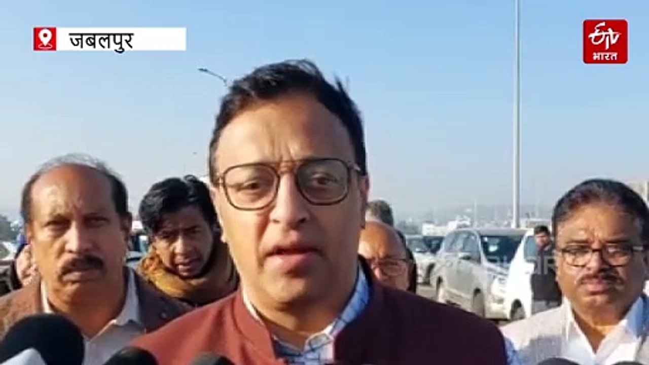 23287635 मध्य प्रदेश लोक निर्माण विभाग के अपर सचिव नीरज मंडलोई ने क्यों कहा की फ्लाईओवर के ऊपर की दरें अच्छी हैं मध्य प्रदेश के सबसे बड़े फ्लाईओवर के निर्माण पर उठे थे सवाल