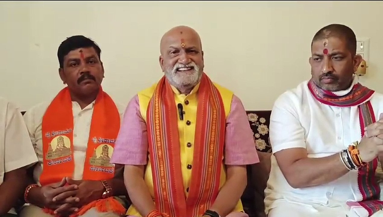 ಬಾಂಗ್ಲಾದೇಶಿಗರ ವ್ಯಾಮೋಹ ಮುಂದಿನ ಕನಸಿನ ಭಾರತಕ್ಕೆ ಅಪಾಯಕಾರಿ ಪ್ರಮೋದ್ ಮುತಾಲಿಕ್