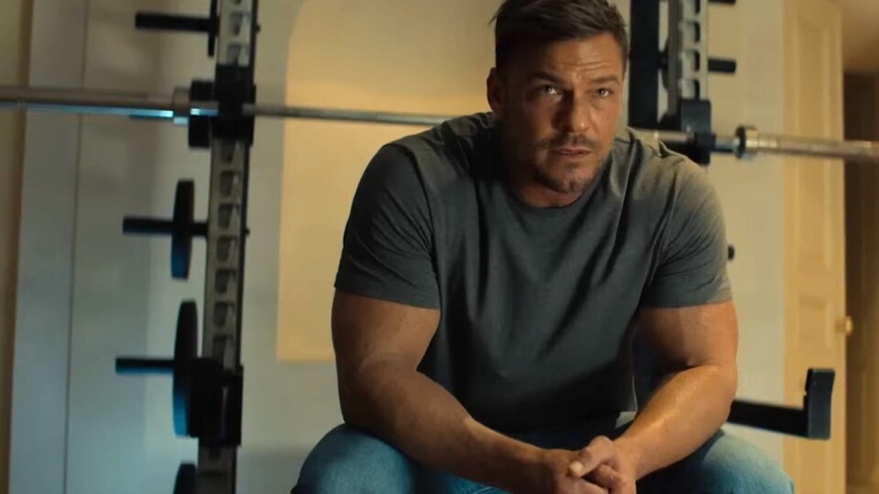 Reacher geht in Staffel 3 undercover und lässt sich im neuen Trailer auf dubiose Gesellschaft ein