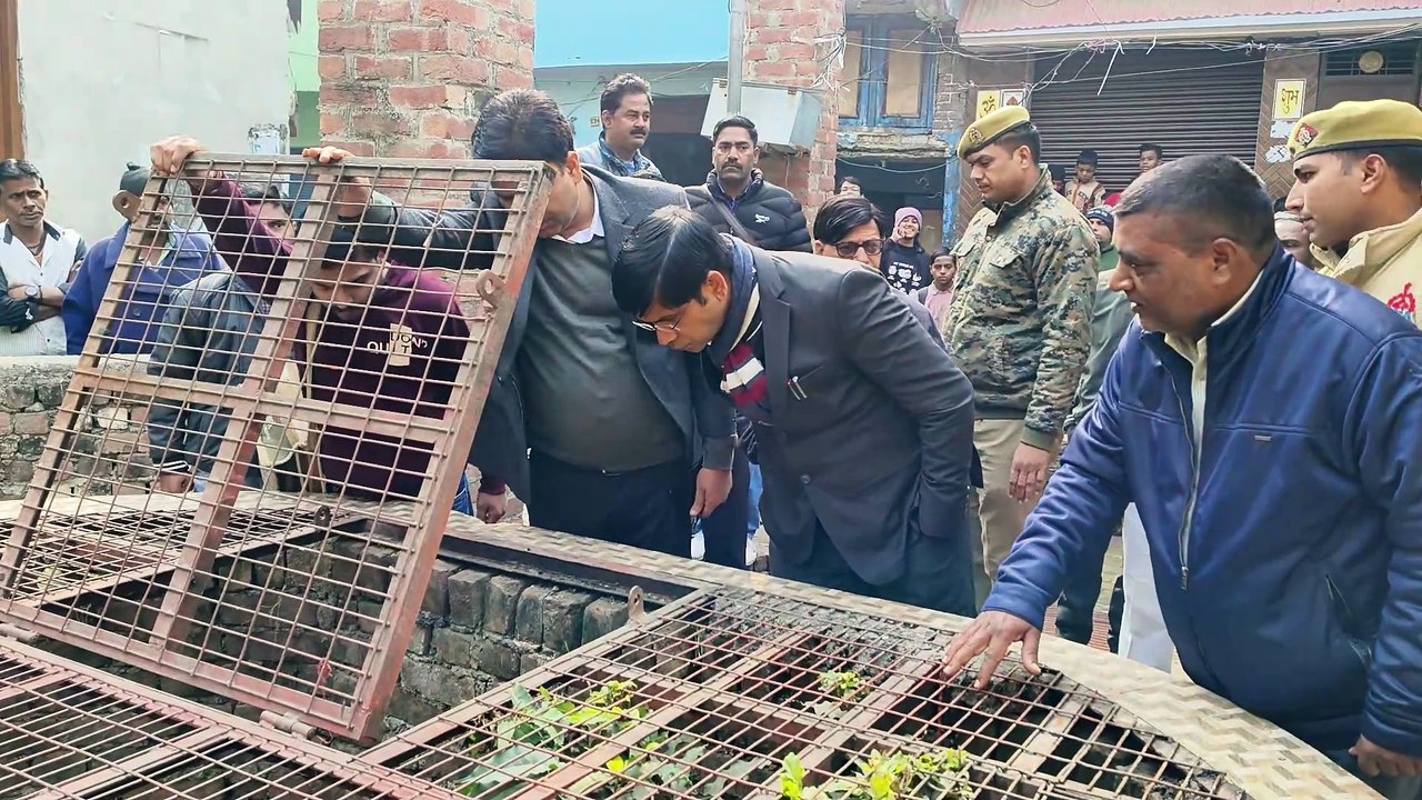 प्राचीन कूप और तीर्थ स्थलों के बाद अब बदलेगी प्राचीन तालाबों की तस्वीर, DM ने किया दौरा, एक तालाब पर काट दिए गए थे अवैध पट्ट, DM ने कराए निरस्त