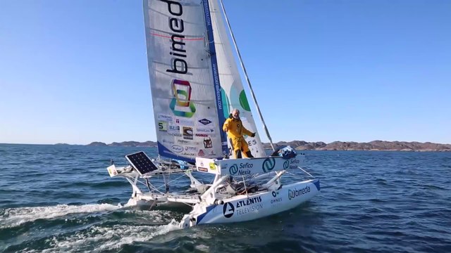 Yvan Bourgnon 2025 - Réaliser le premier tour du monde en solitaire à bord d’un multicoque, à contre-courant des vents et courants dominants. 