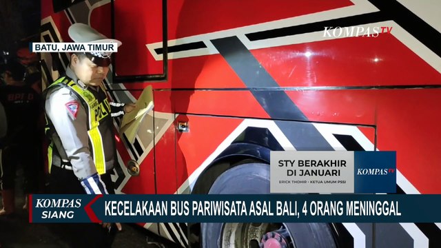 Rekaman CCTV Detik-Detik Kecelakaan Beruntun Bus Pariwisata di Batu