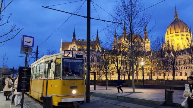 Éjszakai villamosok Budapest 2-23 film by Jean-Claude Guerguy Ciné Art Loisir