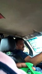 बेरोजगारों को नौकरी का सब्जबाग दिखाकर लूटनेवाले मा. इलाहाबाद हाईकोर्ट के दलाल देवेन्द्र पाल सिंह की हकीकत से रूबरू होने के लिये QR Code Scan करें