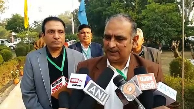 चौधरी चरण सिंह हरियाणा कृषि विश्वविद्यालय,हिसार में आयोजित बजट 2025-26 की कृषि एवं सम्बद्ध क्षेत्रों पर बजट पूर्व परामर्श बैठक में शामिल होकर प्रदेश के प्रगतिशील किसानों व वैज्ञानिकों के साथ CM Nayab