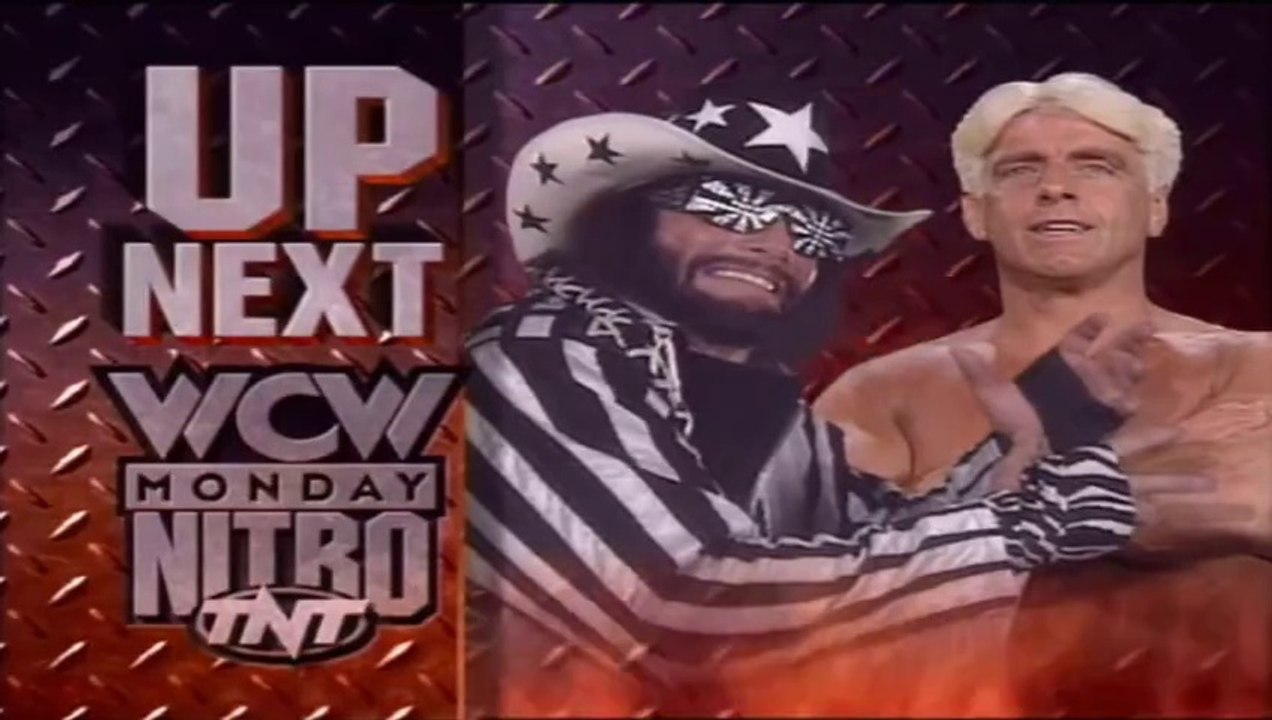 WCW Monday Nitro 12.25.1995 - Ric Flair vs Randy Savage (WCW World Heavyweight Championship)