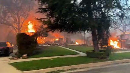 الحرائق تلتهم لوس انجليس