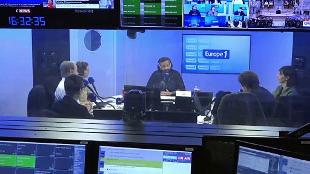 Quand Cyril Hanouna jouait au ping-pong avec Gaël Monfils «jusqu'à 3h du matin» avant qu'il affronte... Roger Federer