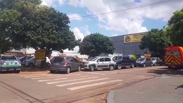 Acidente com 4 veículos envolvidos mobiliza Siate no bairro Santo Onofre