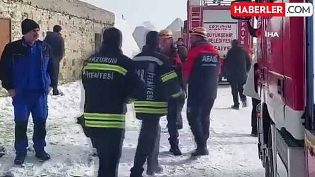 Erzurum'da Ahır Yangını: 85 Hayvan Kurtarıldı