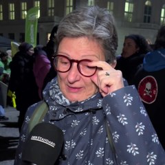 Was sagen die Demonstrant:innen am Ballhausplatz?