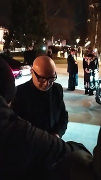 Vidéo - Domenico Dolce arrive à l'exposition Du cœur à la main: Dolce & Gabbana au Grand Palais à Paris, France, le 9 janvier 2025. © Benjamin Moryousef/Bestimage