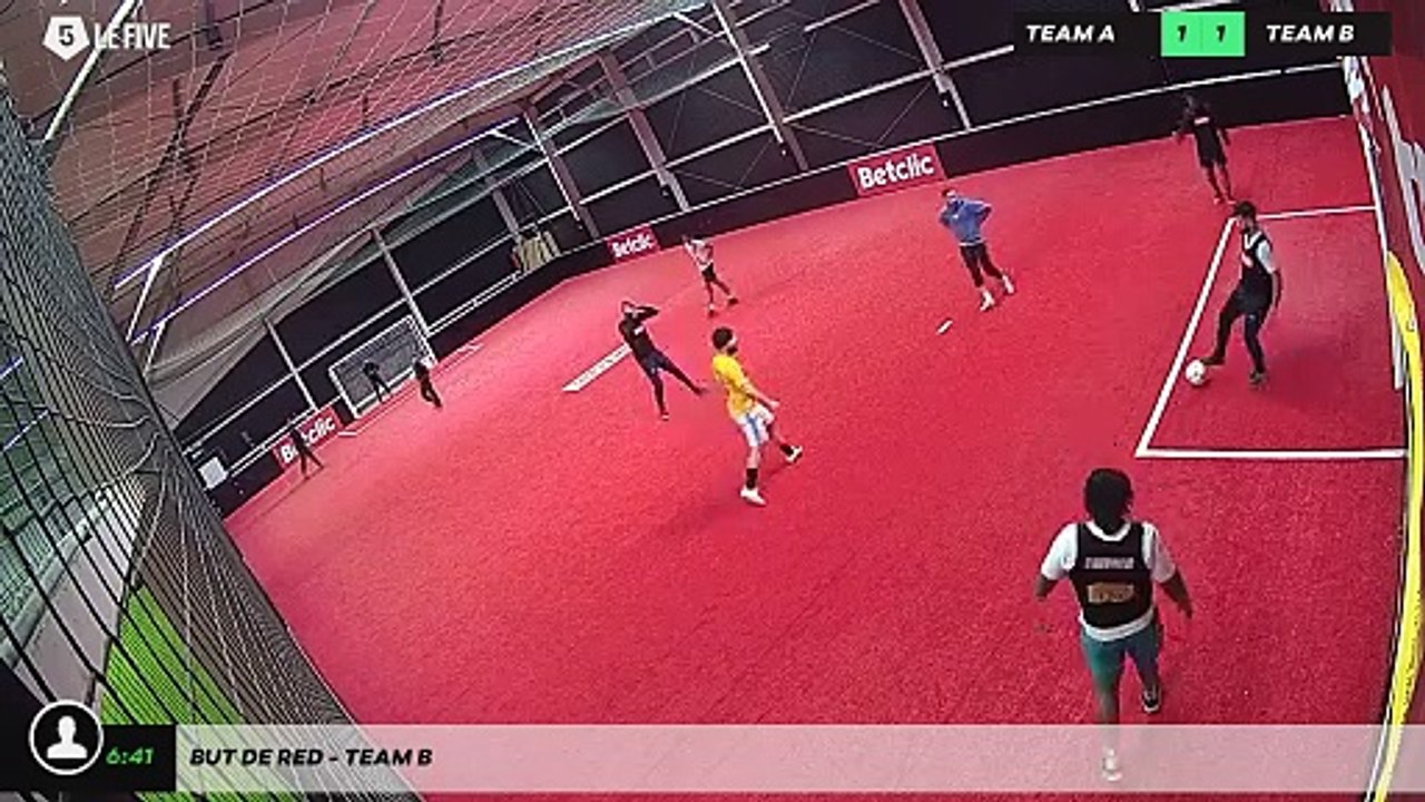 But de Red - Team B