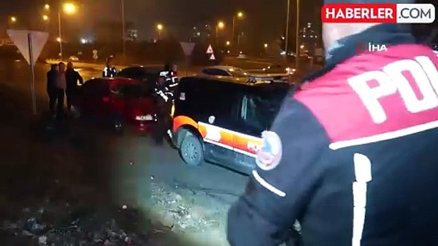 Üst Geçidi Göz Ardı Eden Yaya, Otomobilin Çarpmasıyla Ağır Yaralandı