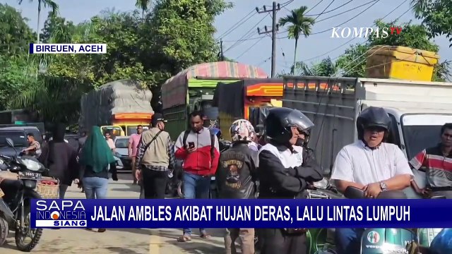 Hujan Deras Sebabkan Jalan Ambles di KM 16 Lintas Aceh Tengah-Bireuen, Kendaraan Terjebak Macet
