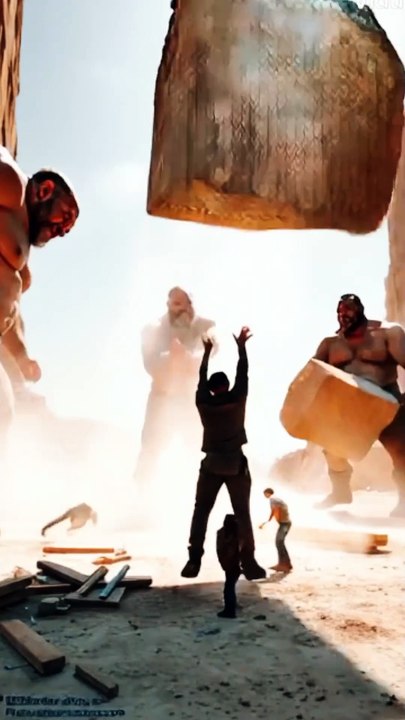 Exploring the Architectural Marvels: Parapet Construction in Egypt"  ### Hashtags: #Parapets #EgyptianArchitecture #Construction #BuildingInnovation #CivilEngineering #ArchitecturePhotography #Egypt #HistoricalStructures #UrbanDevelopment #Infrastructure