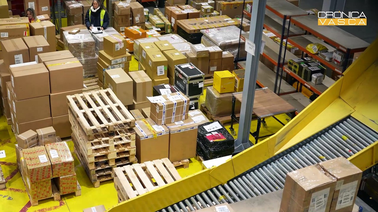 Así funciona el hub principal de DHL Express en España, situado en Vitoria