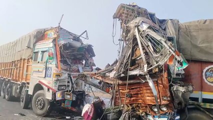 सादुलपुर मे भीषण सड़क हादसा -दो ट्रकों की आमने-सामने भिड़ंत, तीन घायल