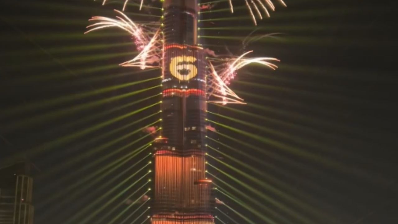 Burj Khalifa hosts the most dazzling fireworks display to ring in 2025