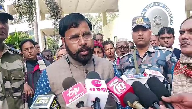 এন আই টি তে কর্মী ছাঁটাই,রাজনৈতিক বিতর্ক শুরু