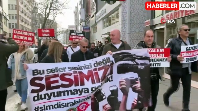 Zonguldak'ta Gazeteciler Yürüyüş Düzenledi