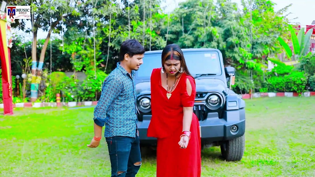 #VIDEO | नीचे वाली चीज़ पर | #Muralee_Singh_Akela | Neeche Wali Cheez Par | #viralvideo Song 2025