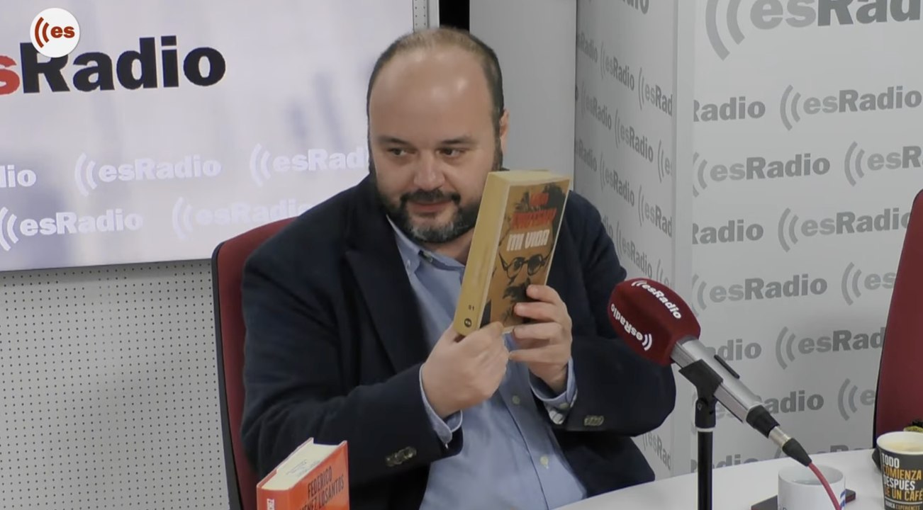 Raúl Vilas desmonta la patraña de los libros prohibidos por el franquismo