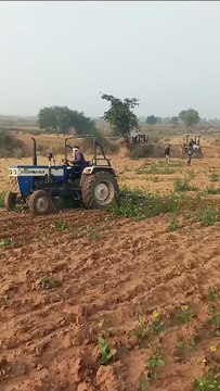 भू माफियाओं के खिलाफ राजस्व विभाग की बड़ी कार्रवाई, 100 बीघा चरागाह भूमि को कराया मुक्त, आरोपी लंबे समय से कर रहे थे जमीन पर खेती, पीला पंजा चलाकर फसल को किया खुर्दबुर्द