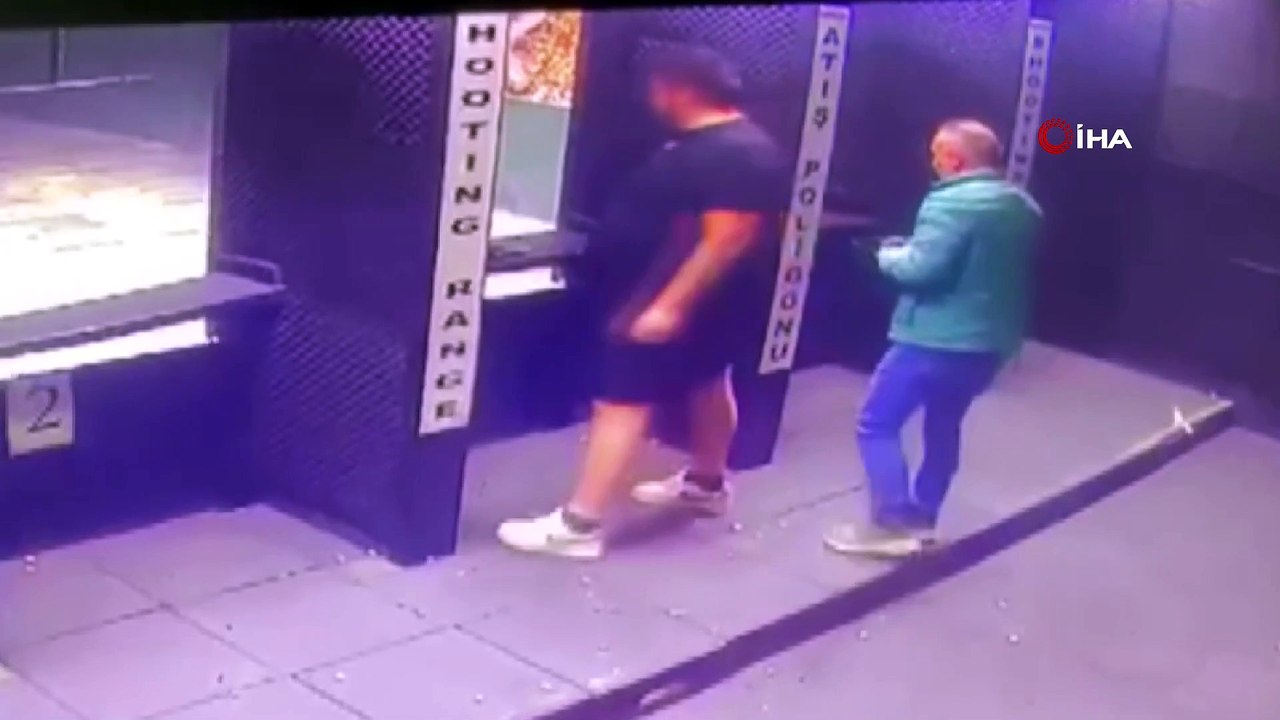 Özel poligonda intihara kalkıştı, kendisiyle birlikte engel olmaya çalışan eğitmeni de vurdu