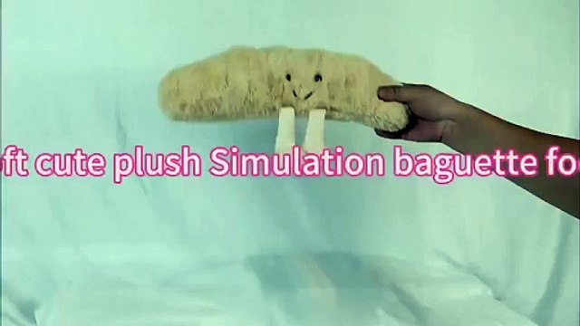 New design soft long plush cartoon baguette bread pillow stuffed baguette candy bag toy.