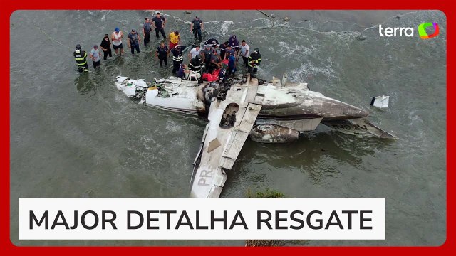 Acidente em Ubatuba: crianças foram retiradas pela janela de avião, diz major do Corpo de Bombeiros