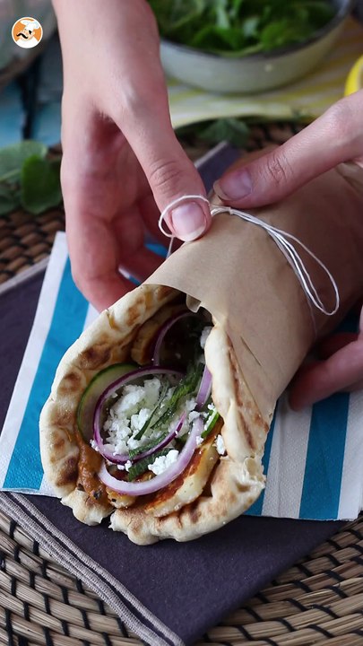 Gyros mit halloumi, das griechische sandwich in einer vegetarischen version!
