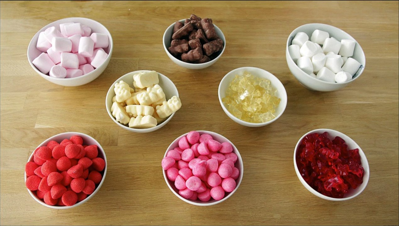 Bunte süßigkeitentorte