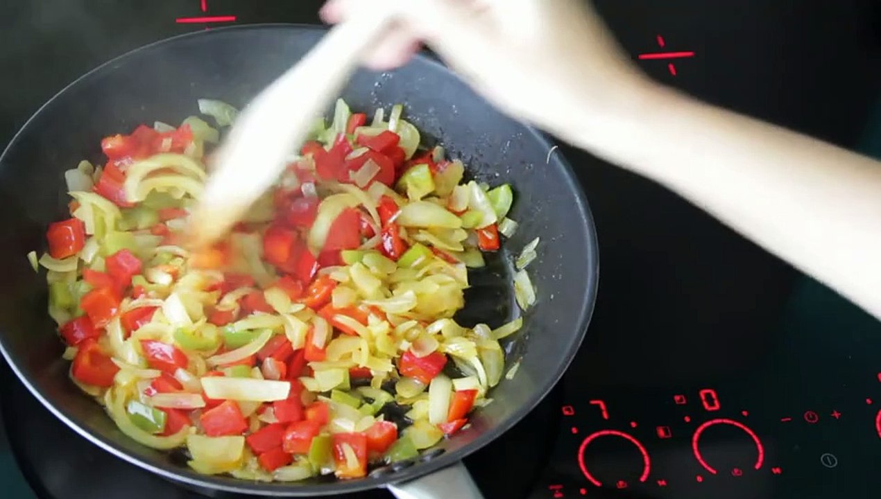 Empanada mit thunfisch auf spanische art
