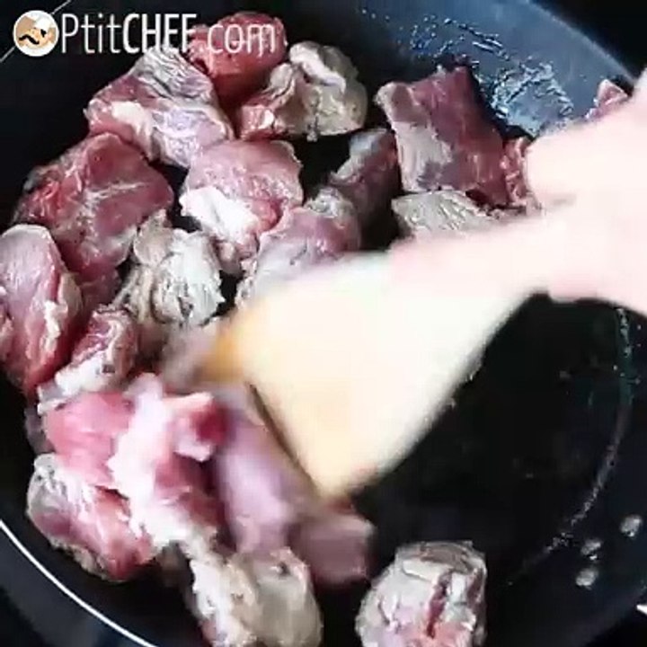 Schweinefleisch mit karamell
