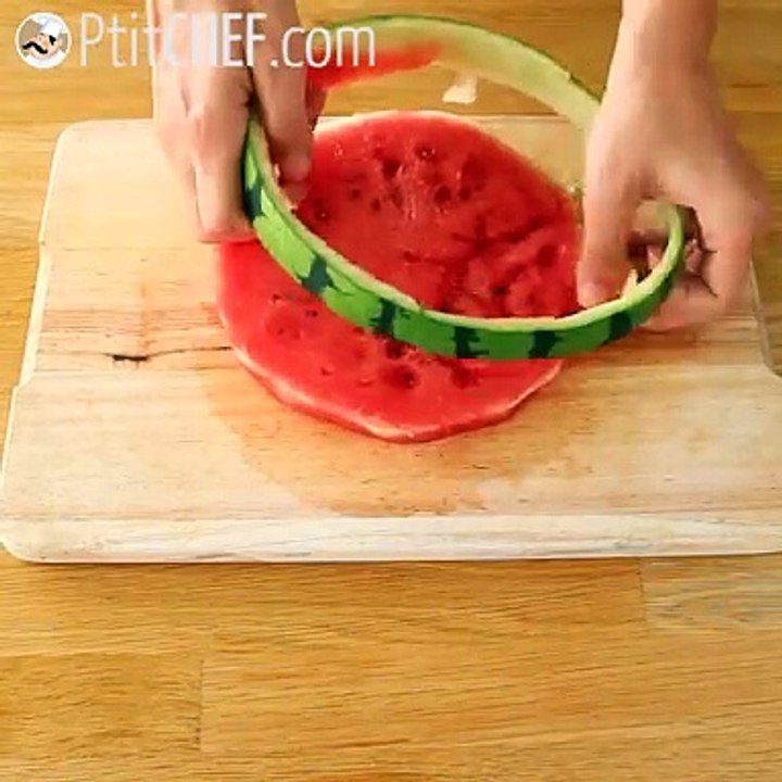 Rubik's cube aus früchten, der design-obstsalat