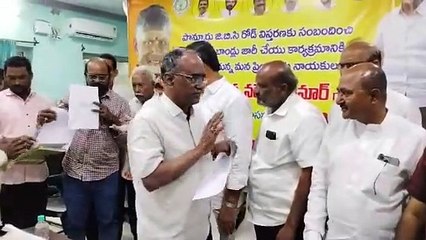 Ap-gnt-72-10-road-extension-bonds-distribuation-mla-narendra-at-ponnur-avb-ap10117