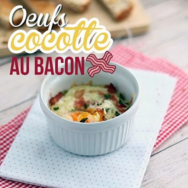 Gekochte eier mit speck und schnittlauch, ein schnelles rezept