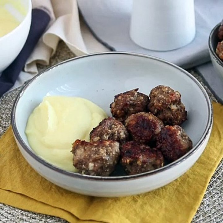 Ikea-frikadellen mit weißer soße