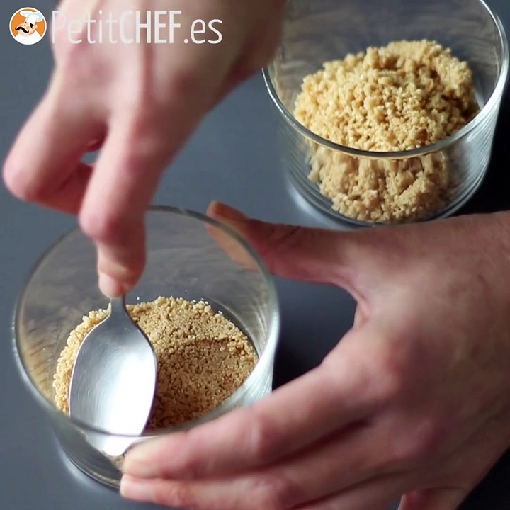 Törtchen aus schokolade und nougat. einfaches rezept